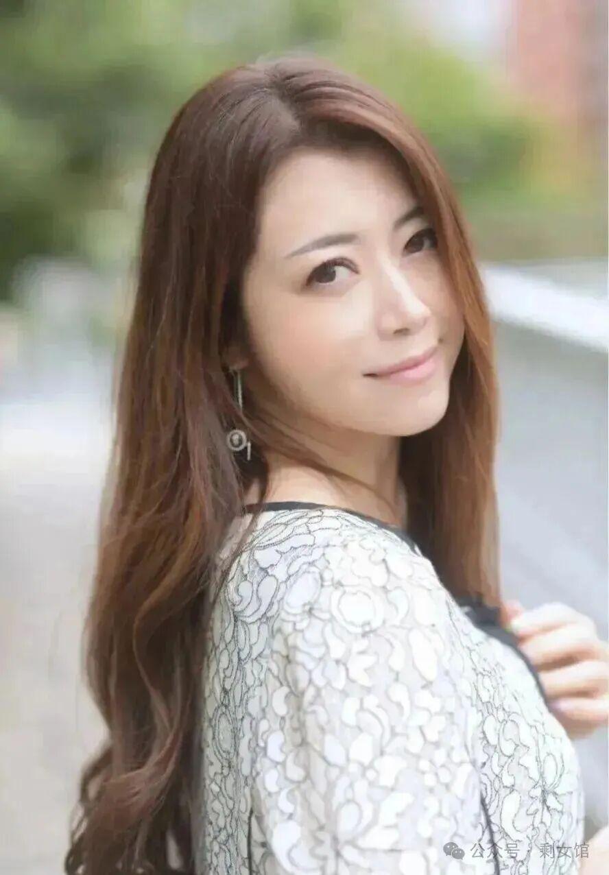 成年女性的动画时间